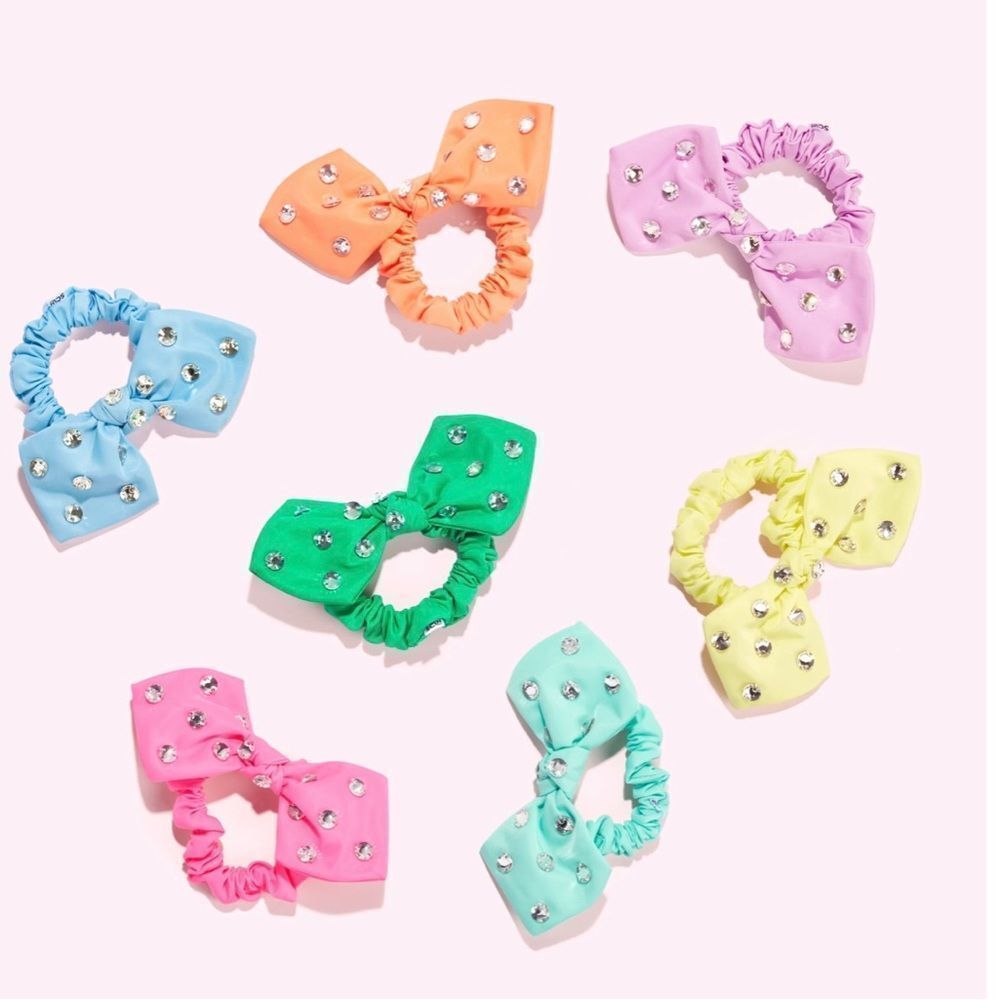 Stoney Clover Lane NWT crystal scrunchie peach - Picture 3 of 3